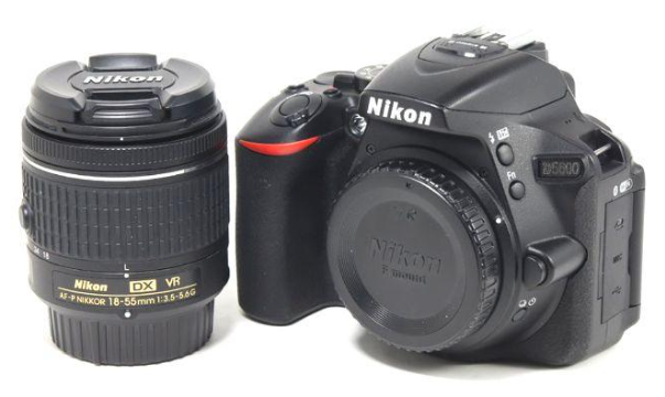 Nikon(ニコン) / デジタル一眼カメラ D5600 18-55 VR レンズキット// | 中古品の販売・通販ならセカンドストリート