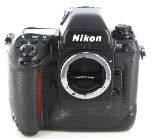 Nikon ニコン F5 ボディ フィルムカメラ